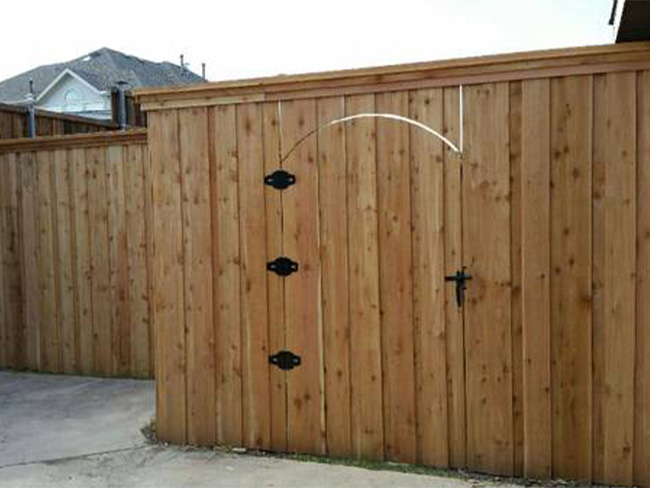 8ft-cedar-boardonboard-tripletrim-4hinge-archgate
