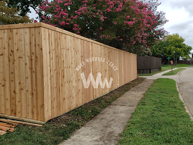 Trending Wood Fence Design Ideas and Key Considerations When Choosing