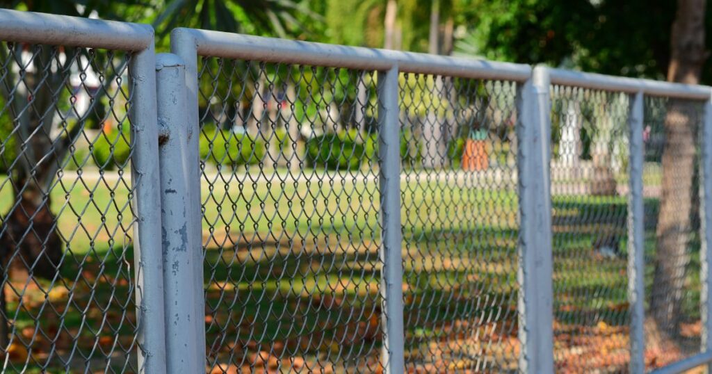 chain link fence